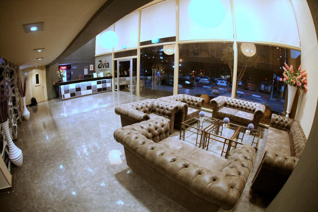 Avia Hotel & Resort Yehud-Monosson Exterior foto